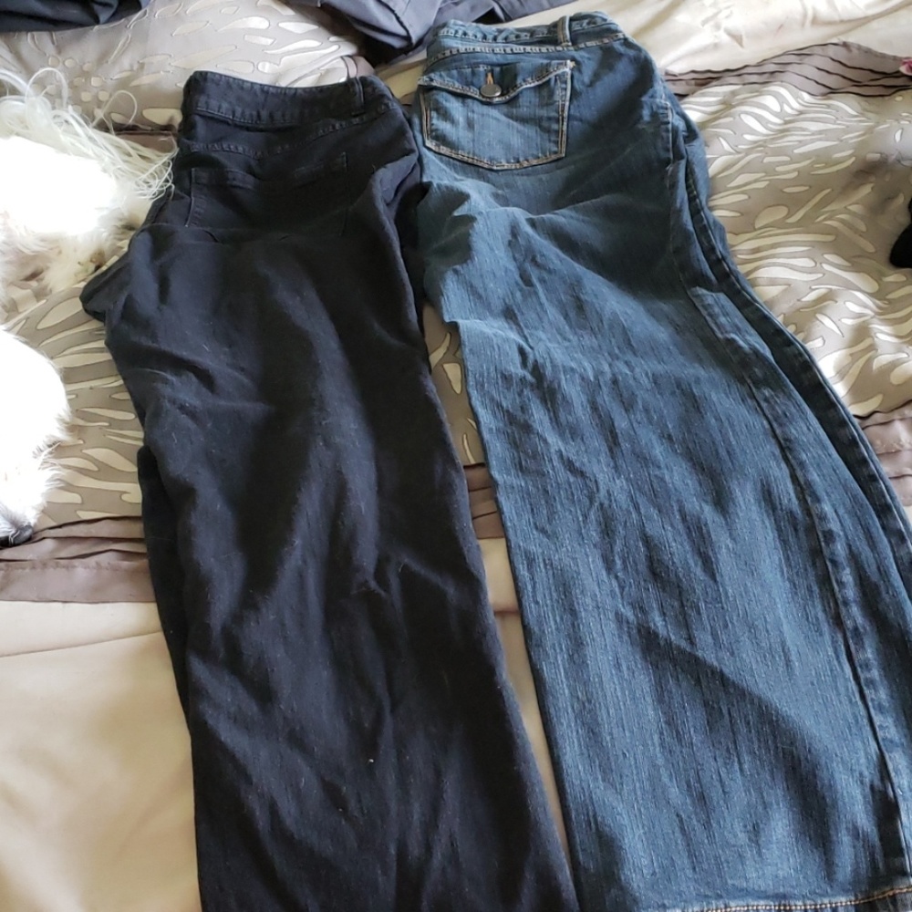 2 pair of jeans